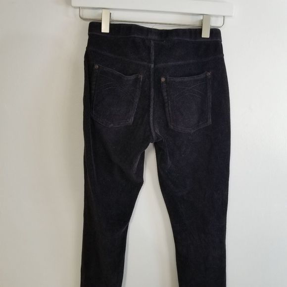 Hue XS stretchy Black corduroy pants - Picture 6 of 11